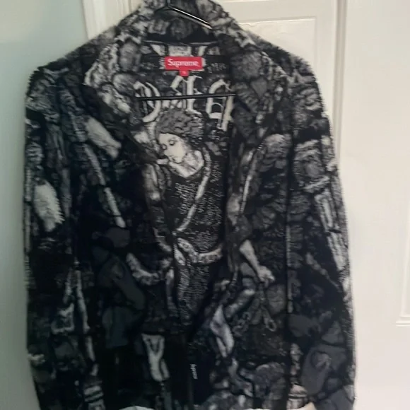 Supreme jacket
